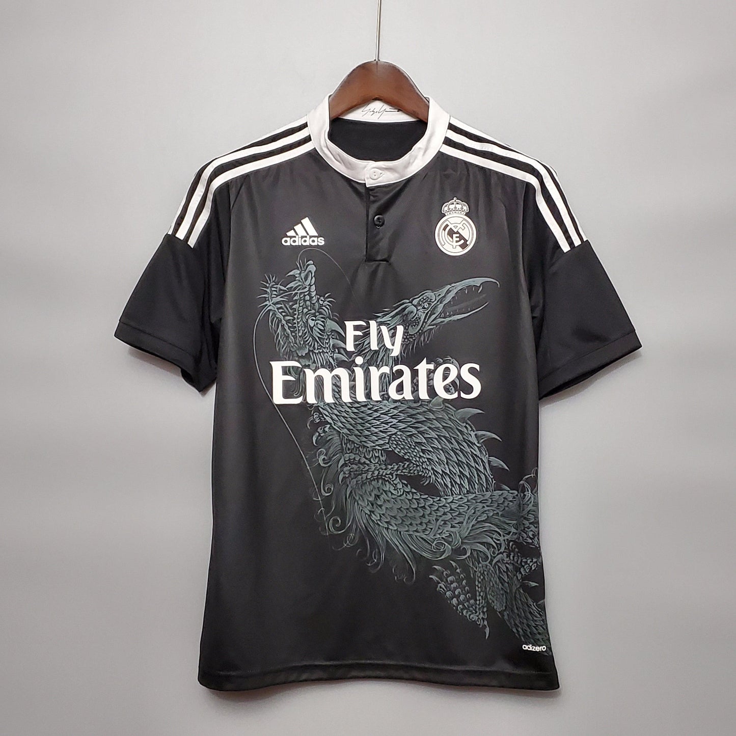 Camisola Real Madrid Retro Terceiro 2014/15 - imagem 1