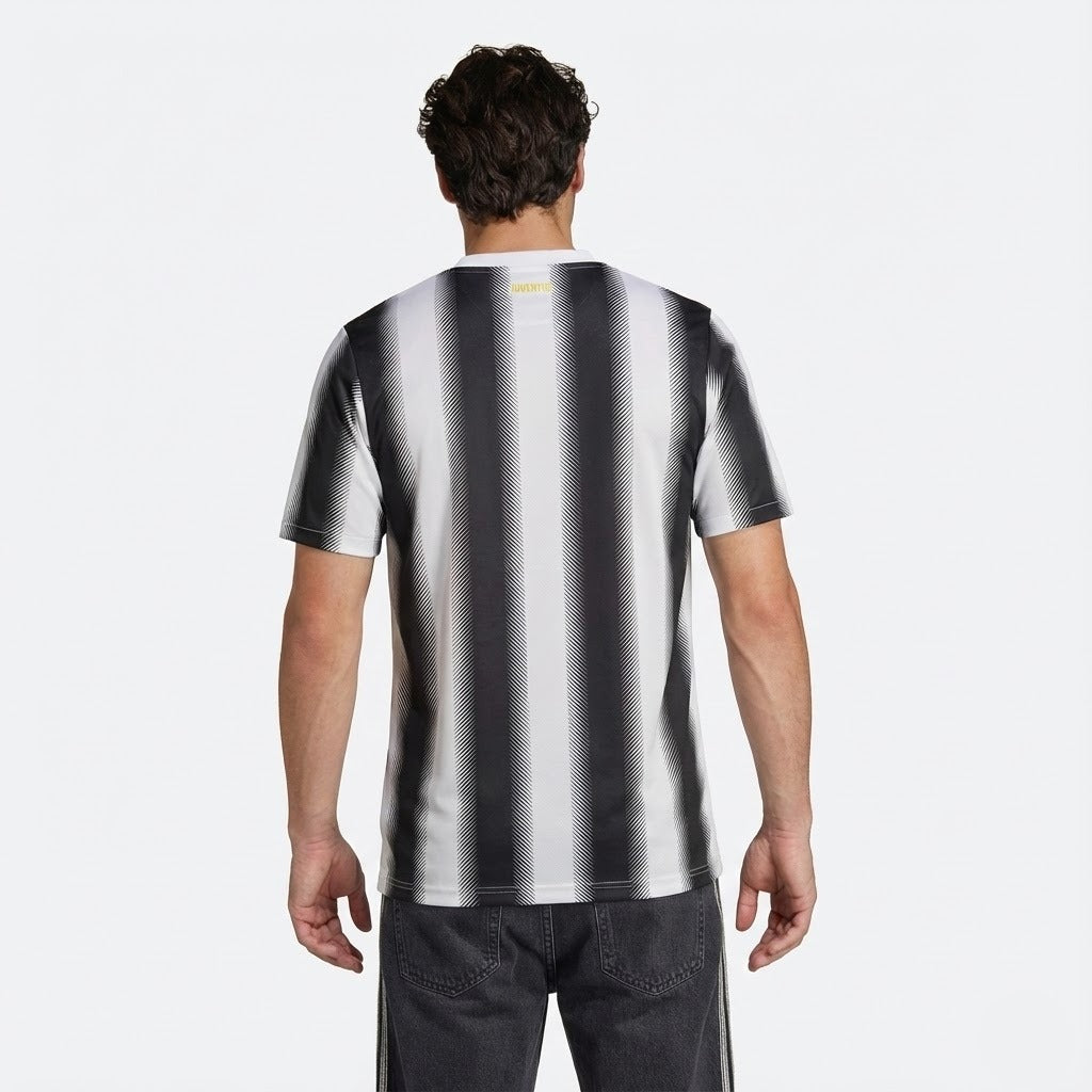 Camisola Retrô Juventus 2011/12 I - imagem 2