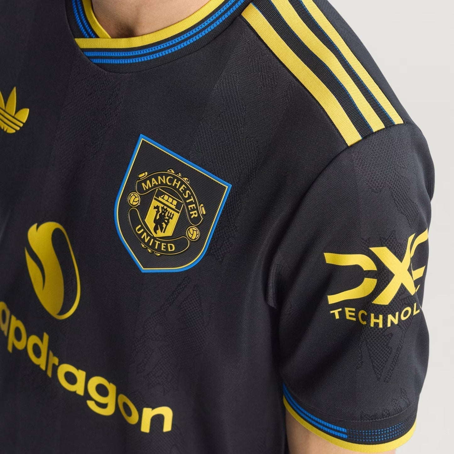 Camisola Adidas Manchester United 2025/26 III - imagem 11