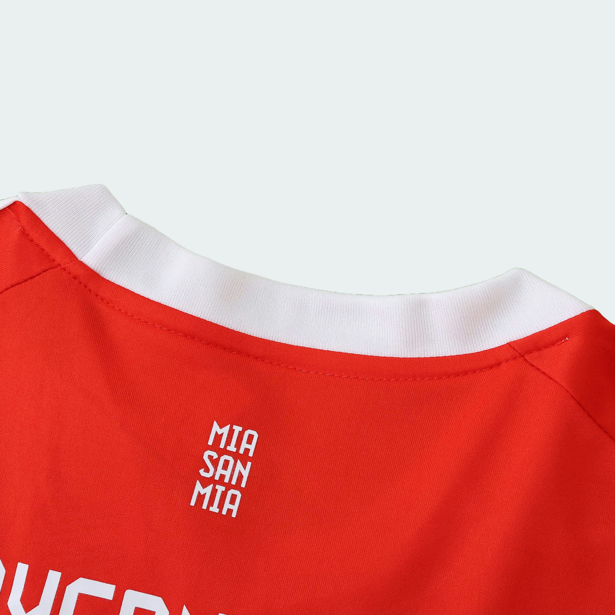 Camisola Bayern de Munique Principal 2025/26