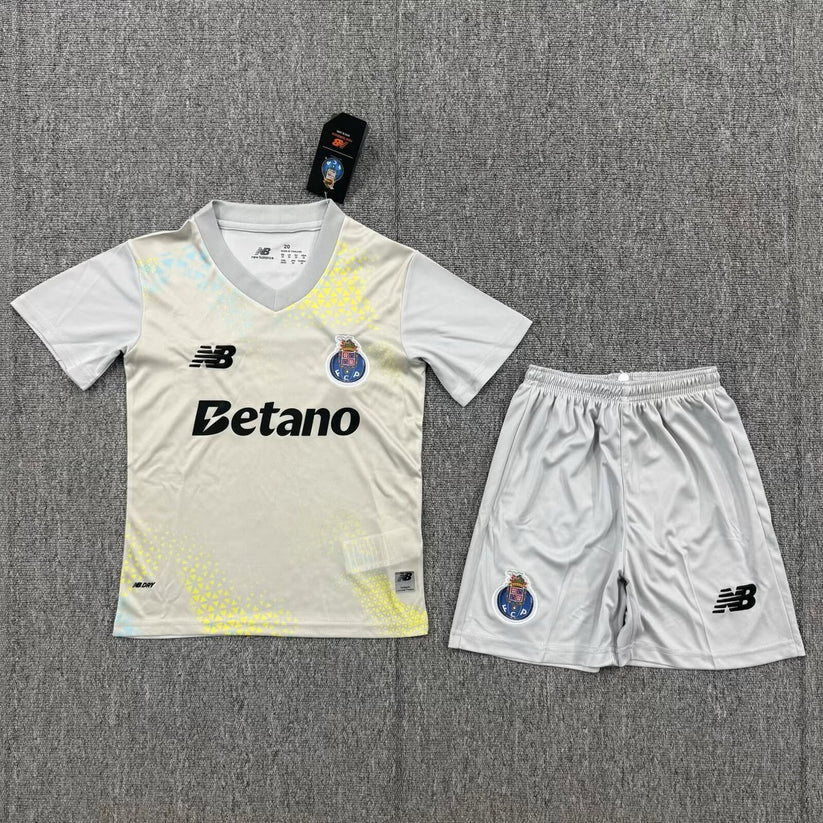 Conjunto Infantil Dragão 2026/27 – Terceiro Equipamento de Guarda-Redes Cinzento