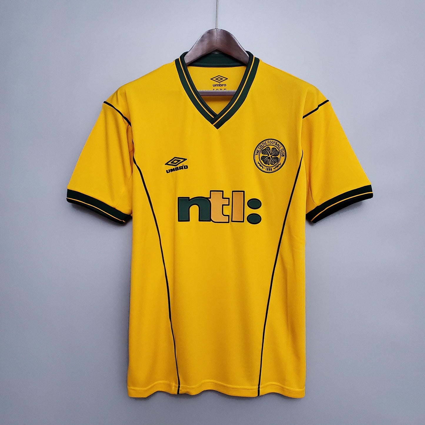 CELTIC II 01/03 HOMBRE (RETRO) - imagem 1