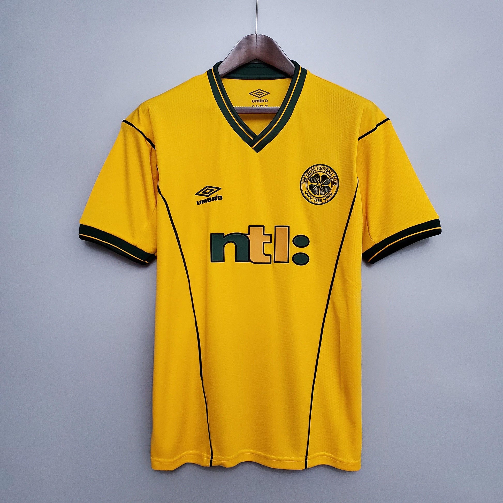 CELTIC II 01/03 HOMBRE (RETRO) - imagem 1