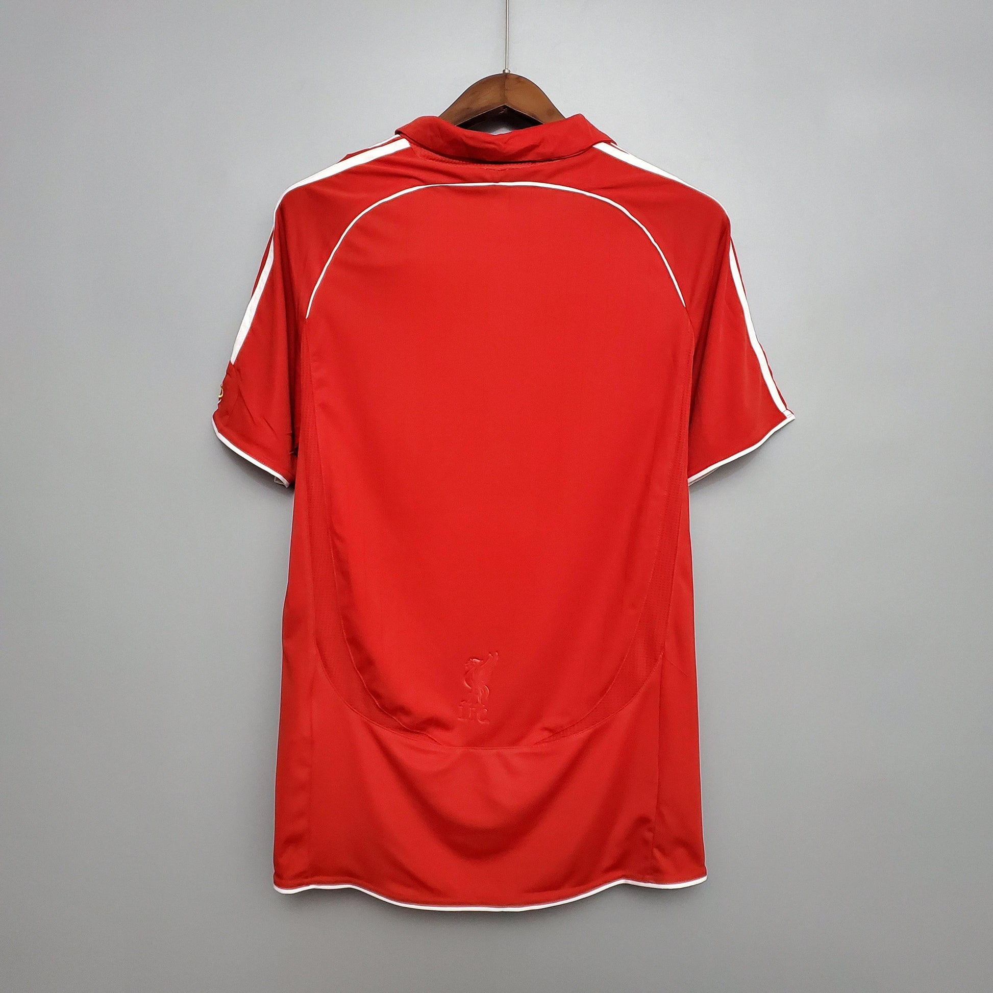 Camisola Liverpool Retro Principal 2006 - imagem 9