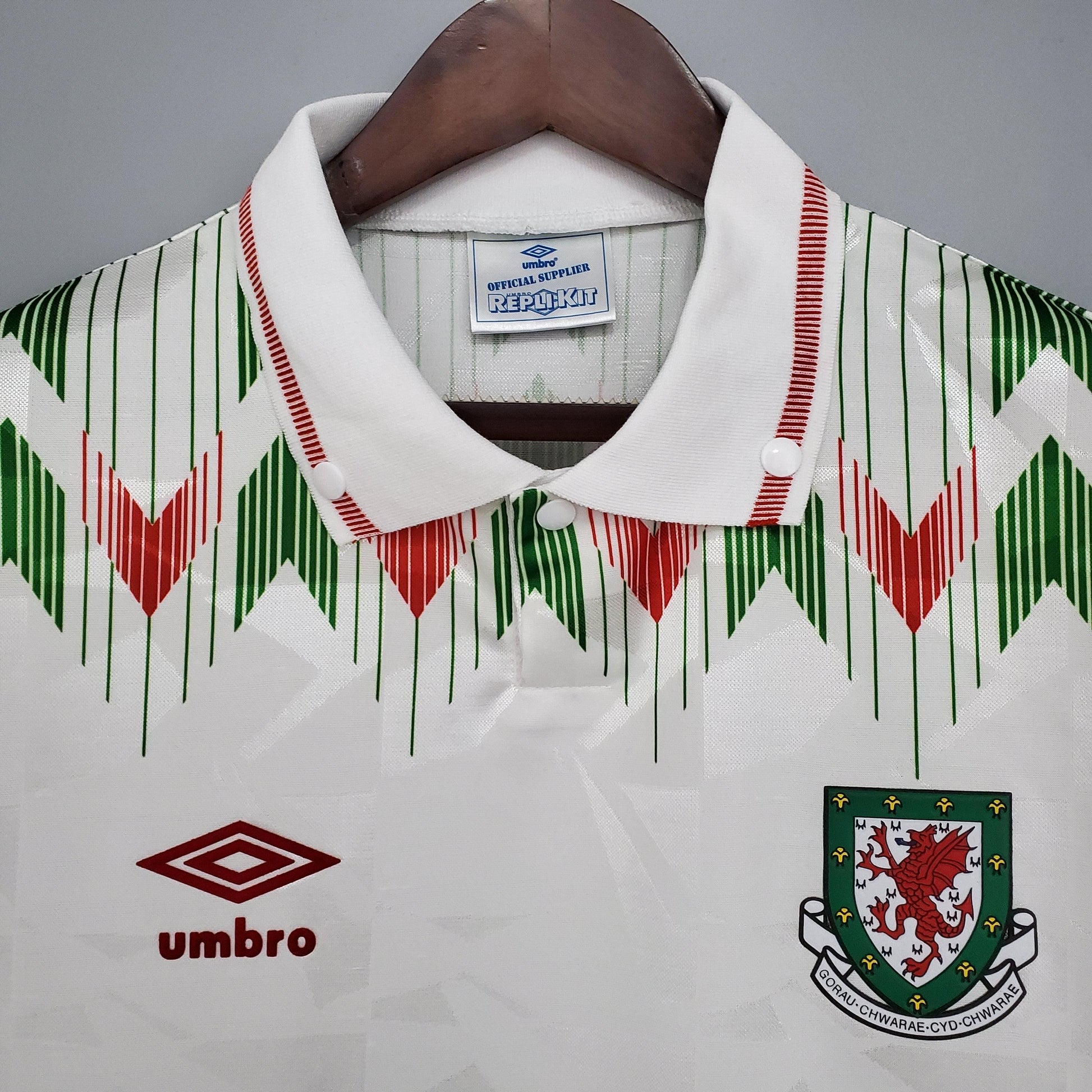 PAÍS DE GALES I 90/92 HOMBRE (RETRO) - imagem 3
