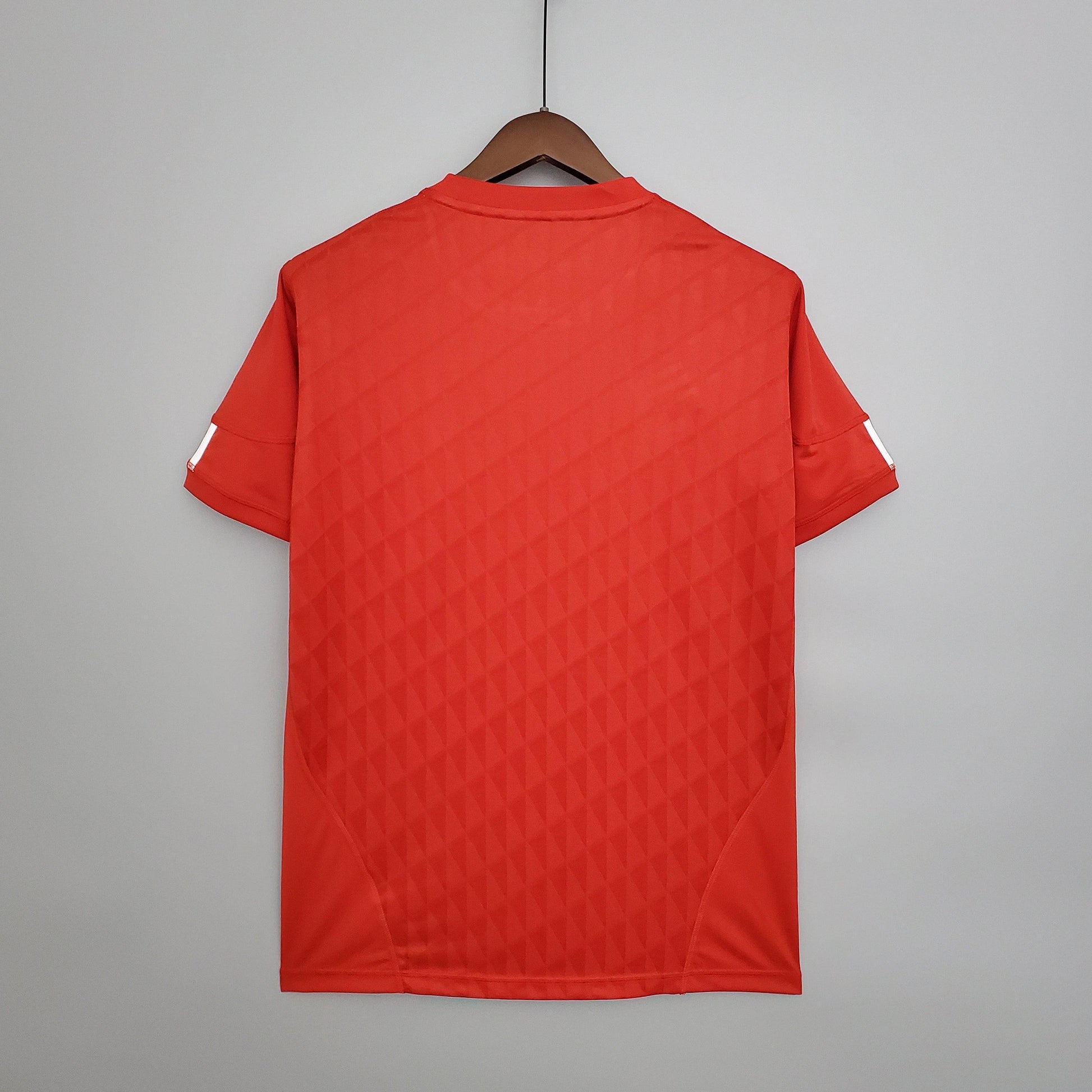 Camisola Liverpool Retro Principal 2010 - imagem 11