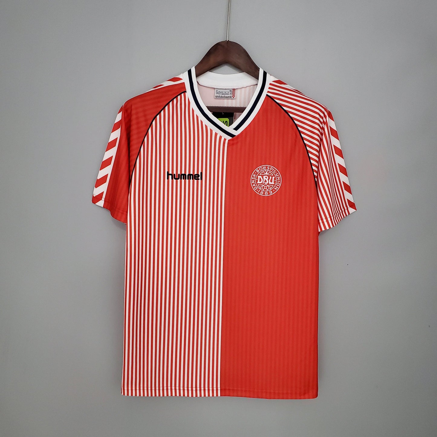 DINAMARCA I 86/87 HOMBRE (RETRO) - imagem 1