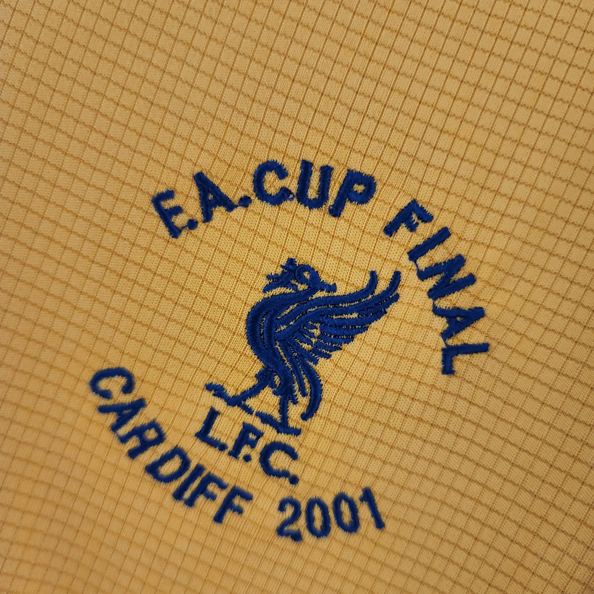 LIVERPOOL II 00/01 HOMBRE (RETRO) - imagem 4