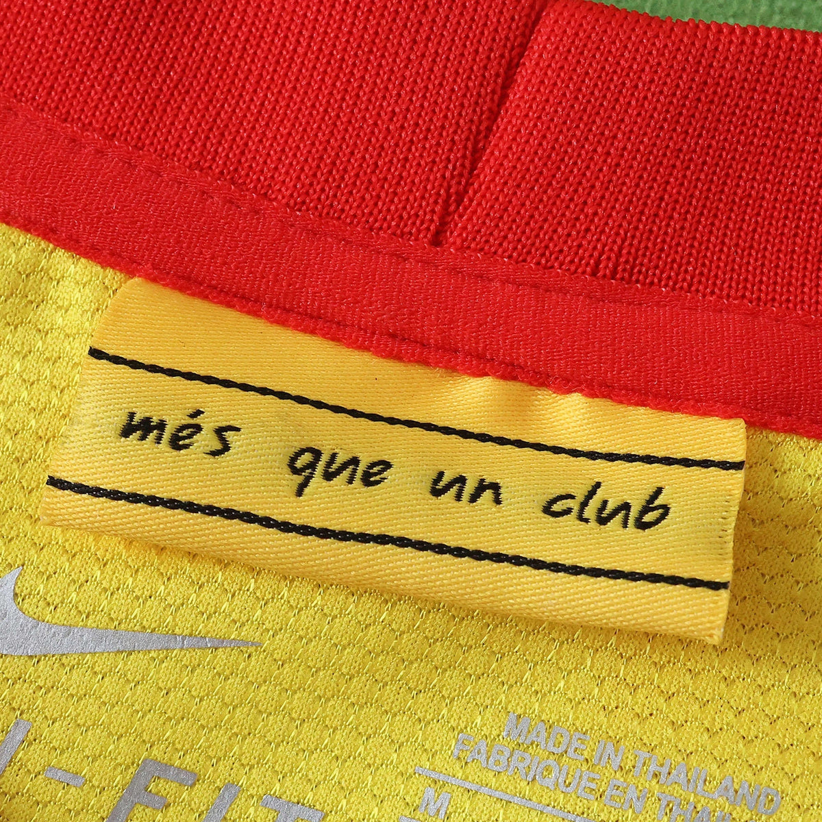 Camisola Retrô Barcelona Alternativa 2013/14