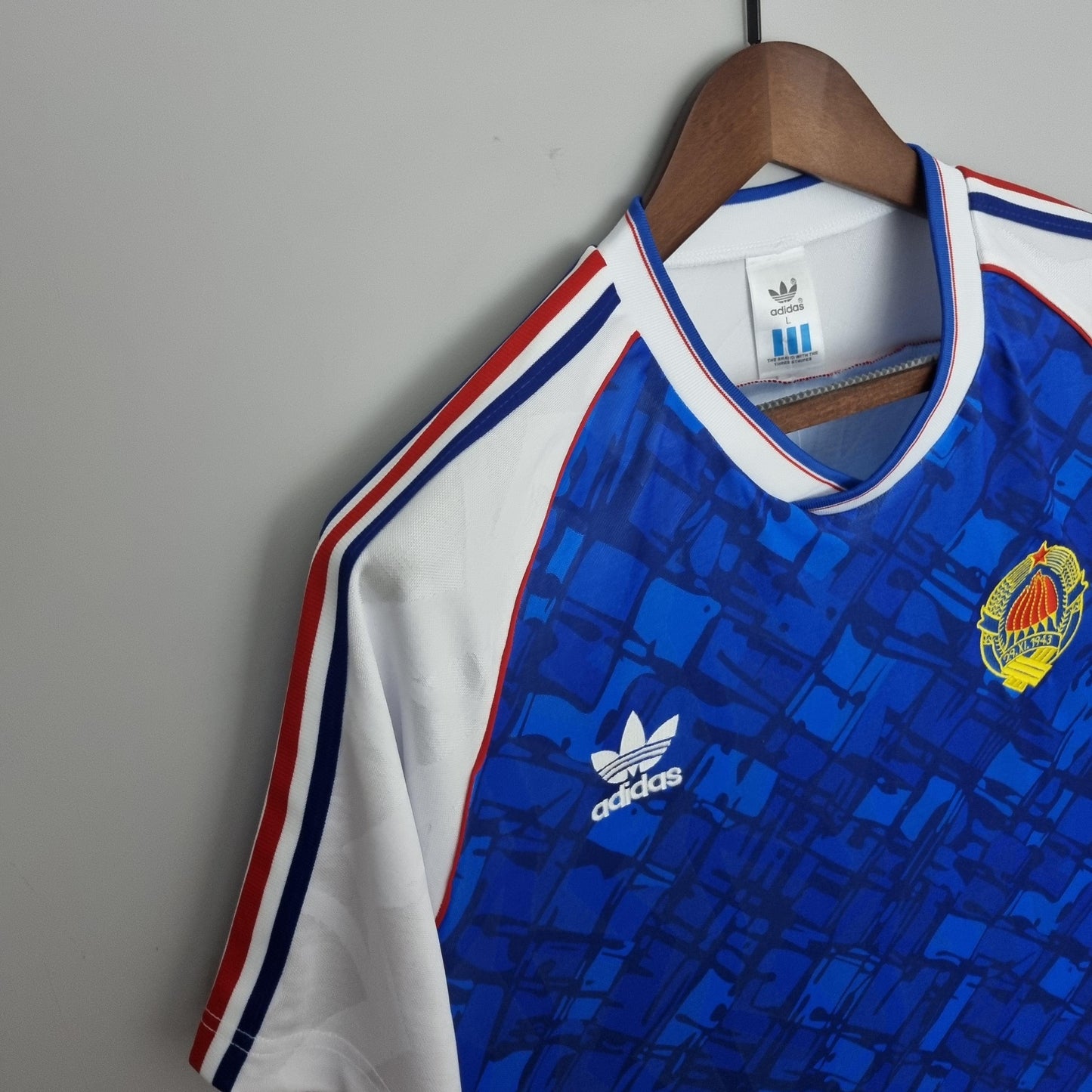 YUGOSLAVIA I 1992 HOMBRE (RETRO) - imagem 2