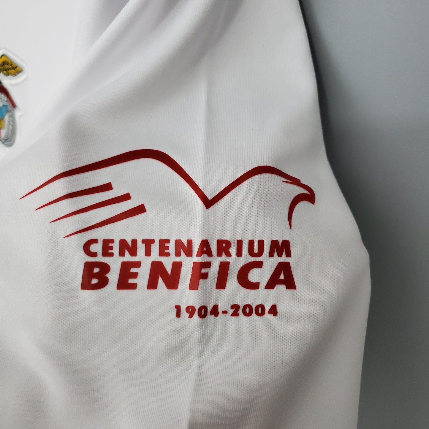 Camisola Benfica Retro - 2002/05 - imagem 6