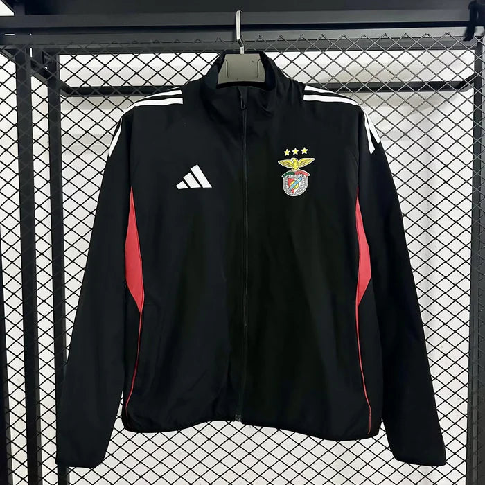 Casaco preto e vermelho 2025/26 fecho completo - imagem 4