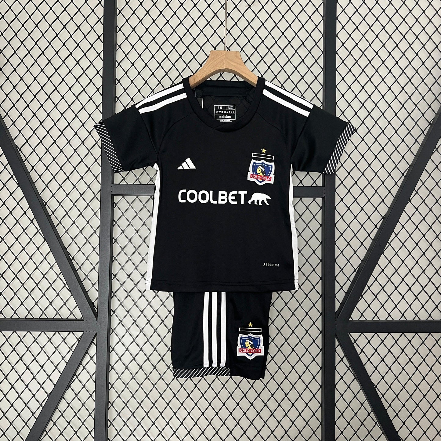COLO COLO II 24/25 CONJUNTO INFANTIL - imagem 2