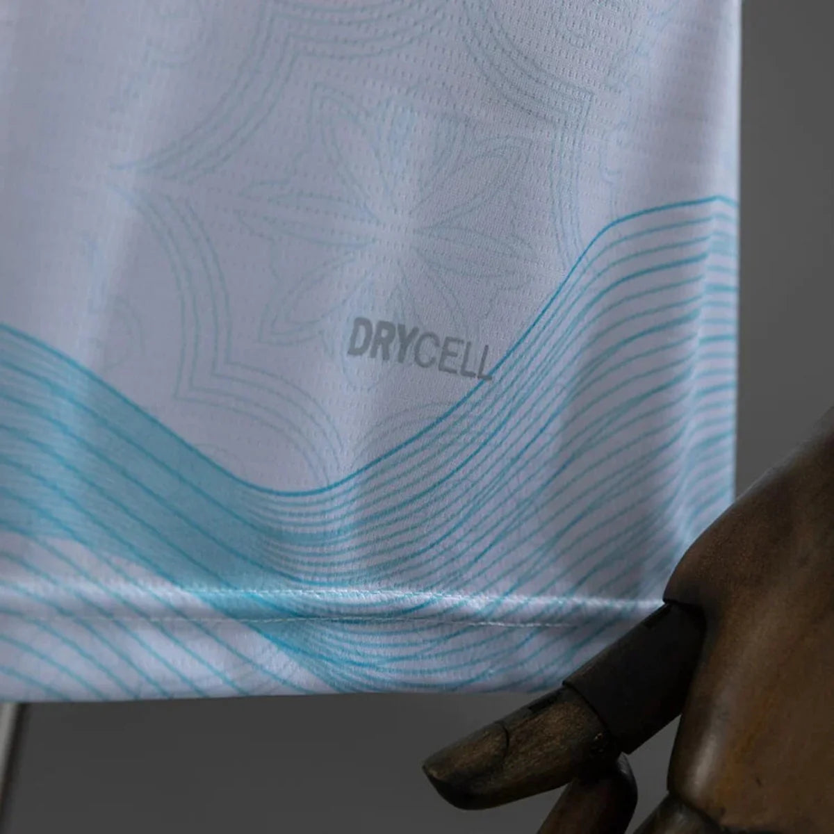 Camisola Edição Especial Azul e Branca Portugal - 2026 - imagem 7