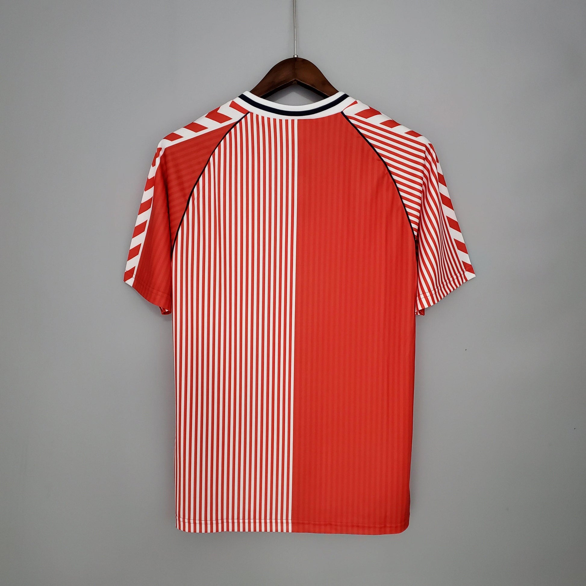 DINAMARCA I 86/87 HOMBRE (RETRO) - imagem 7