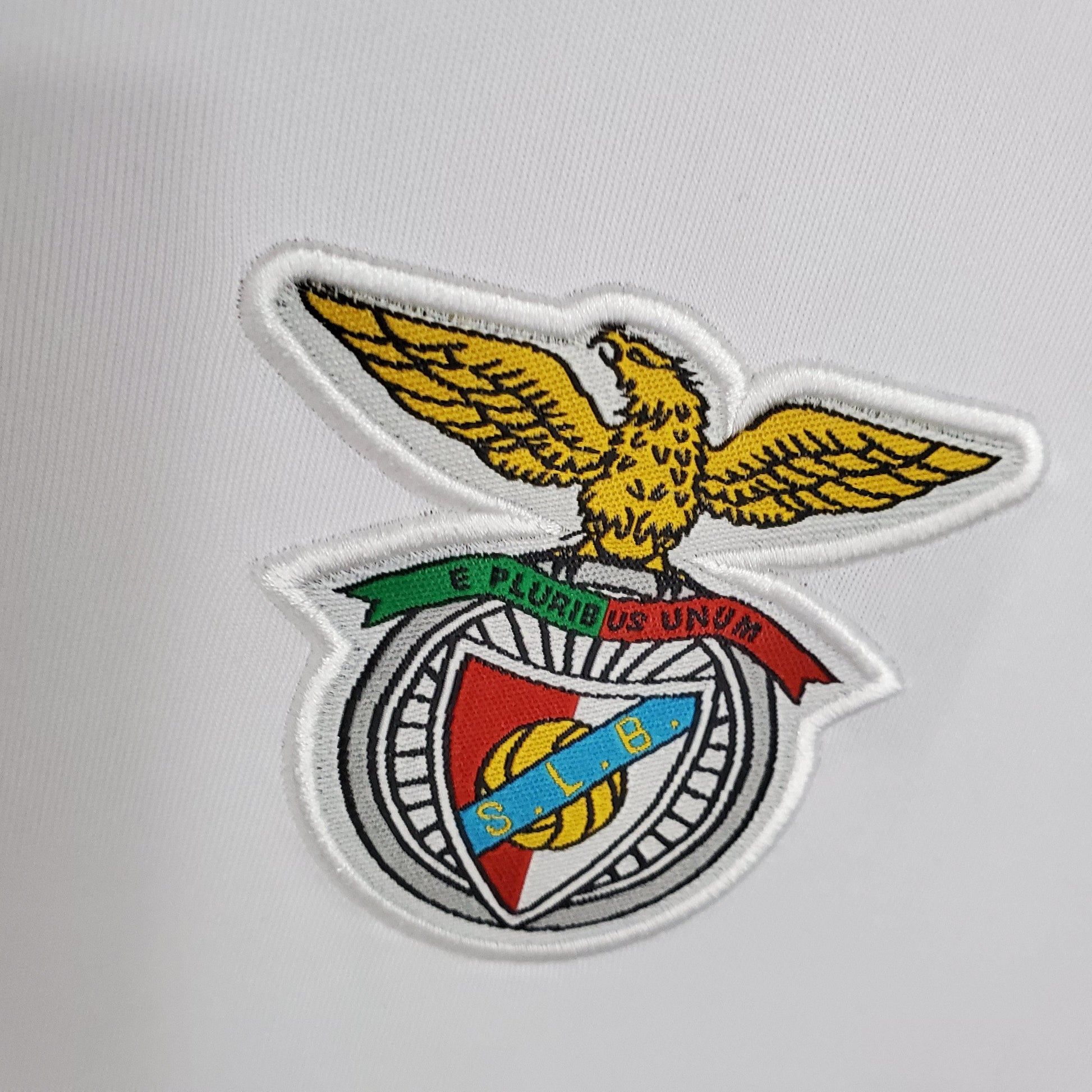Camisola Benfica Retro - 2002/05 - imagem 4