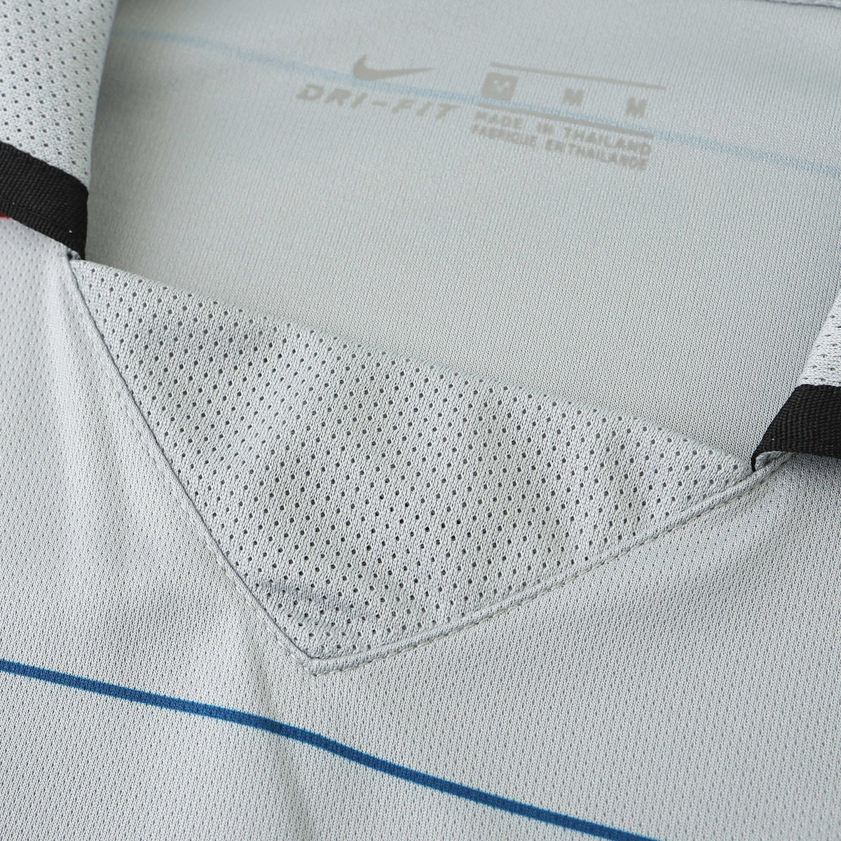 Camisola Retrô Barcelona Alternativa 2003/04 – Manga Comprida