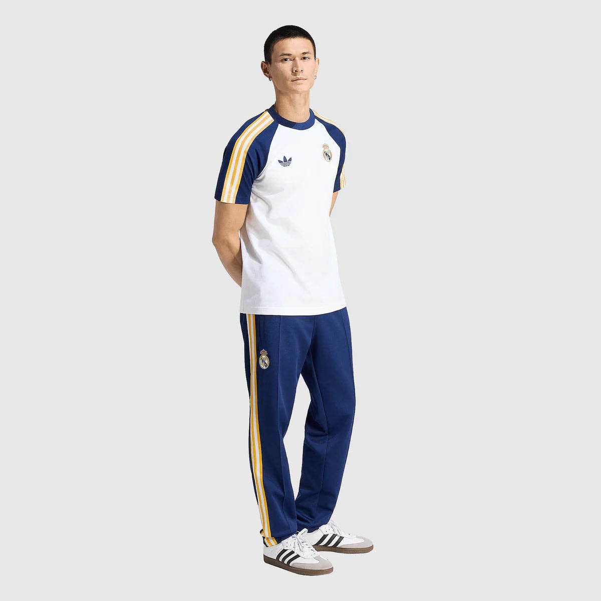 T-Shirt Real Madrid Raglan Branca 2025/26