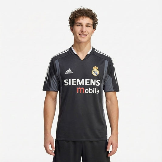 Camisola Retrô Real Madrid 2004/05 II - imagem 1