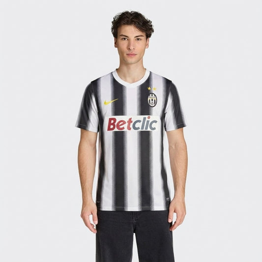 Camisola Retrô Juventus 2011/12 I - imagem 1