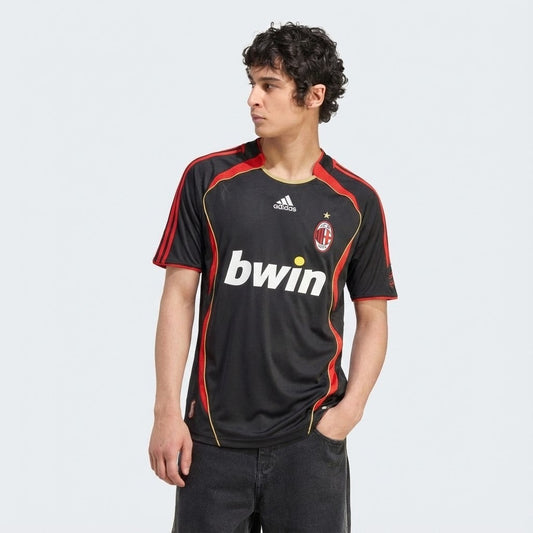 Camisola Retrô Milan 2006/07 II - imagem 1