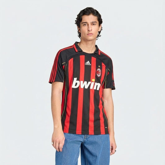 Camisola Retrô Milan 2006/07 I - imagem 1