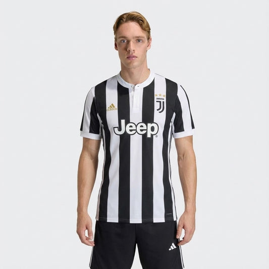 Camisola Retrô Juventus 2017/18 I - imagem 1