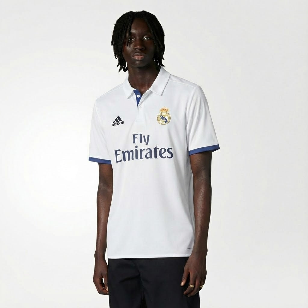 Camisola Retrô Real Madrid 2016/17 I - imagem 1