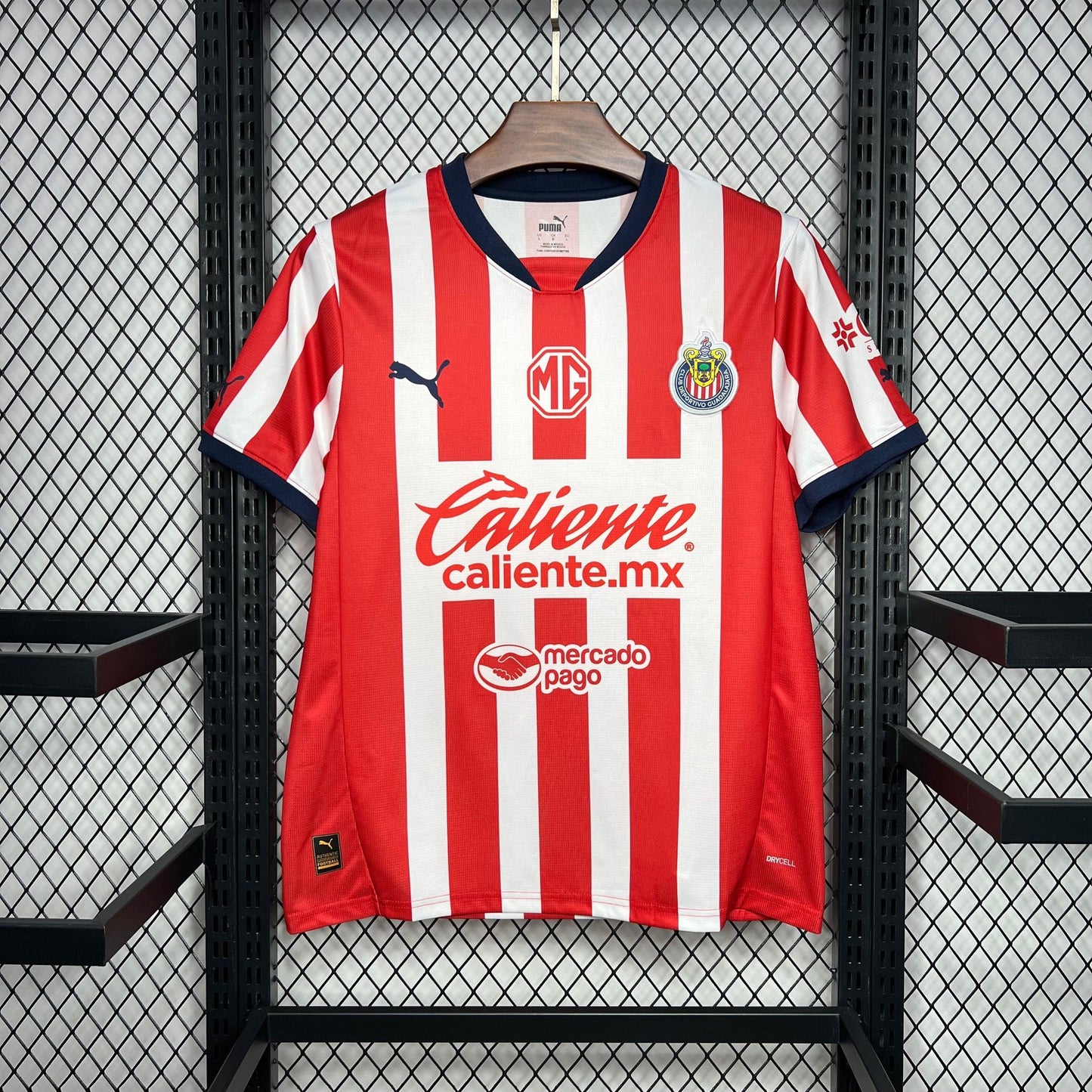 CHIVAS GUADALAJARA I 24/25 HOMBRE - imagem 1