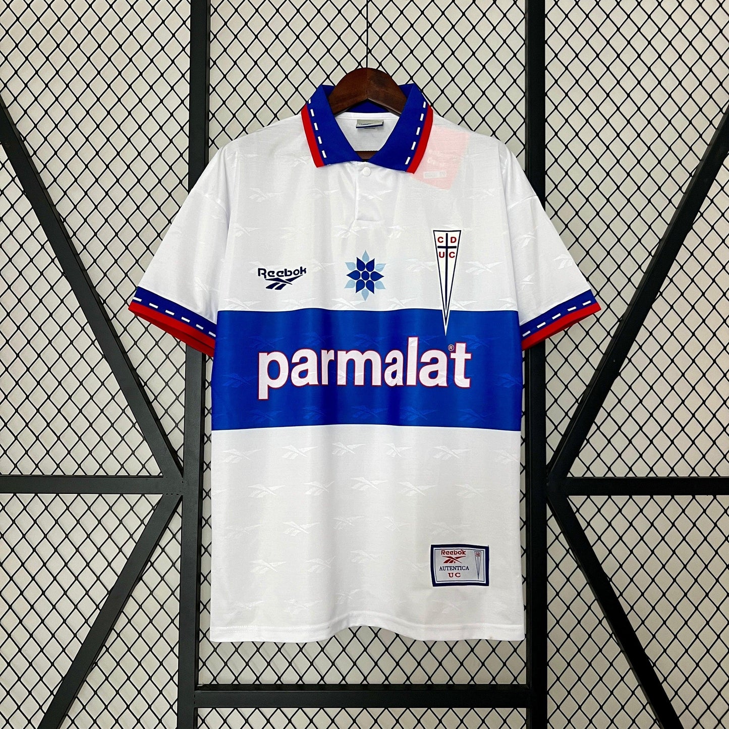 UNIVERSIDAD CATÓLICA 1998 HOMBRE (RETRO) - imagem 1