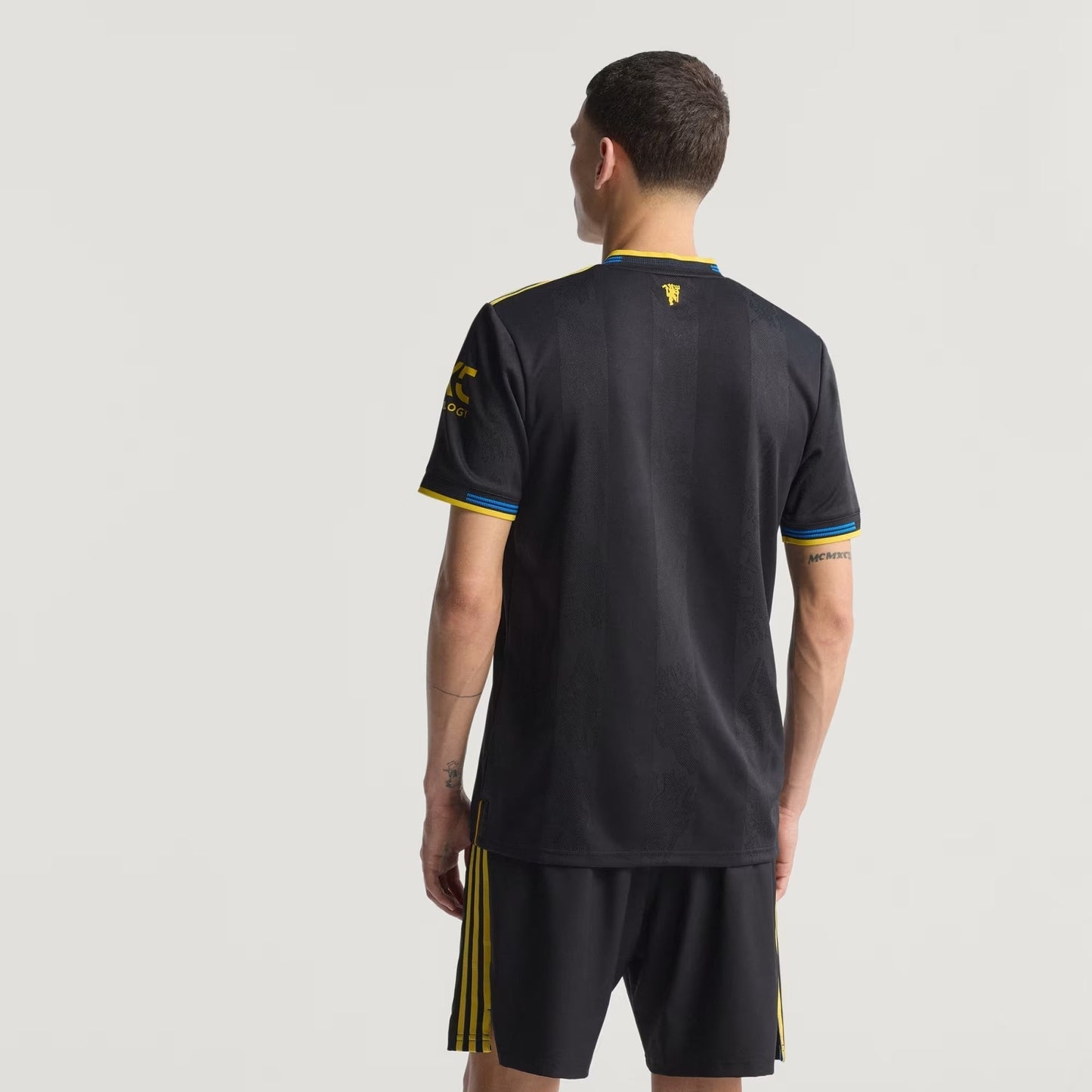 Camisola Adidas Manchester United 2025/26 III - imagem 4