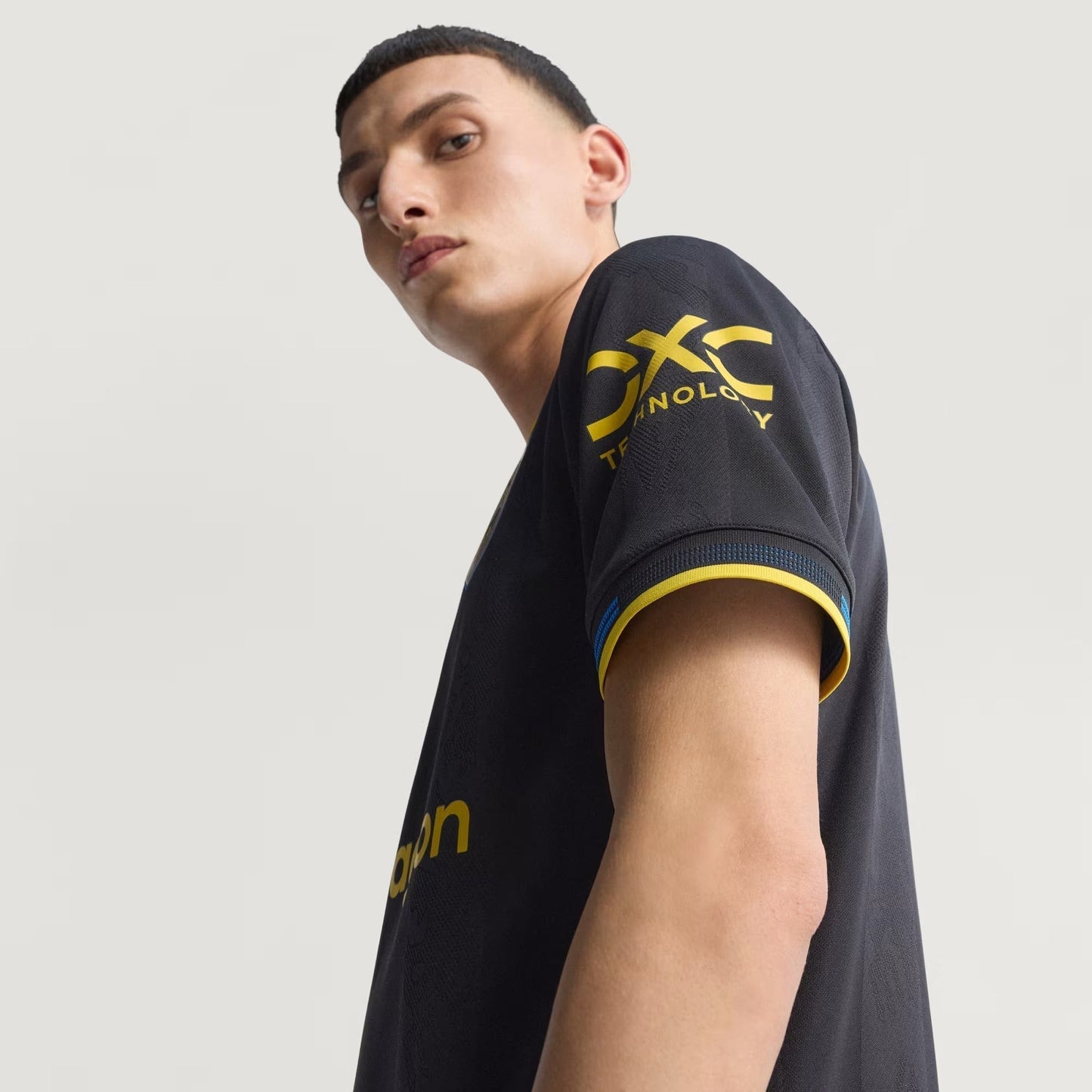 Camisola Adidas Manchester United 2025/26 III - imagem 2