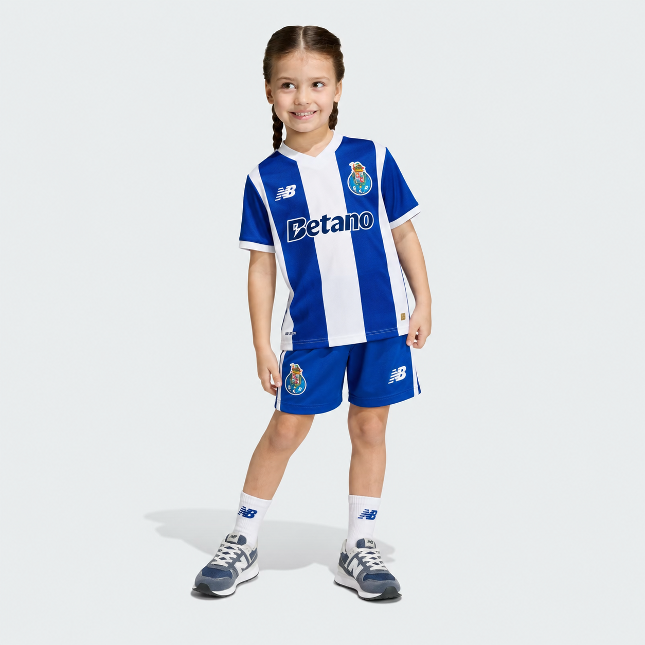Conjunto Infantil Dragão Principal 26/27 – Edição Azul e Branca