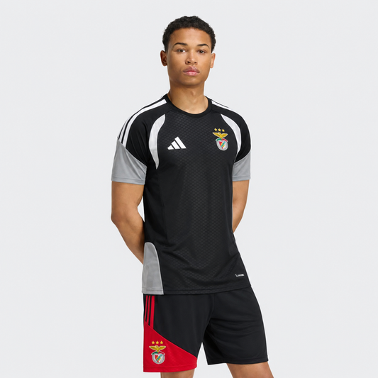 Conjunto de Treino Benfica – Adulto 2026/27