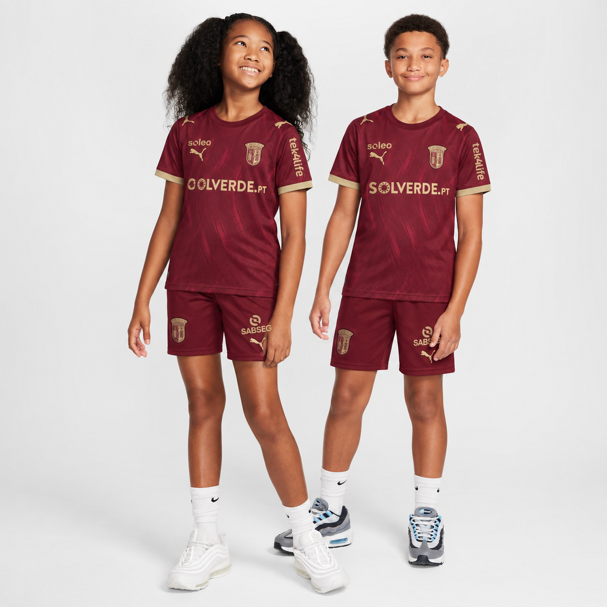 Kit Infantil SC Braga Alternativo Bordô 2026/27