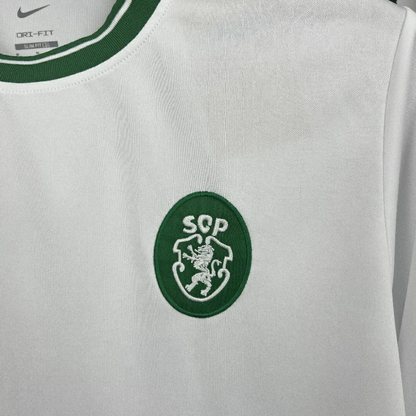 Camisola Stromp 2025/26 – Branca e Verde