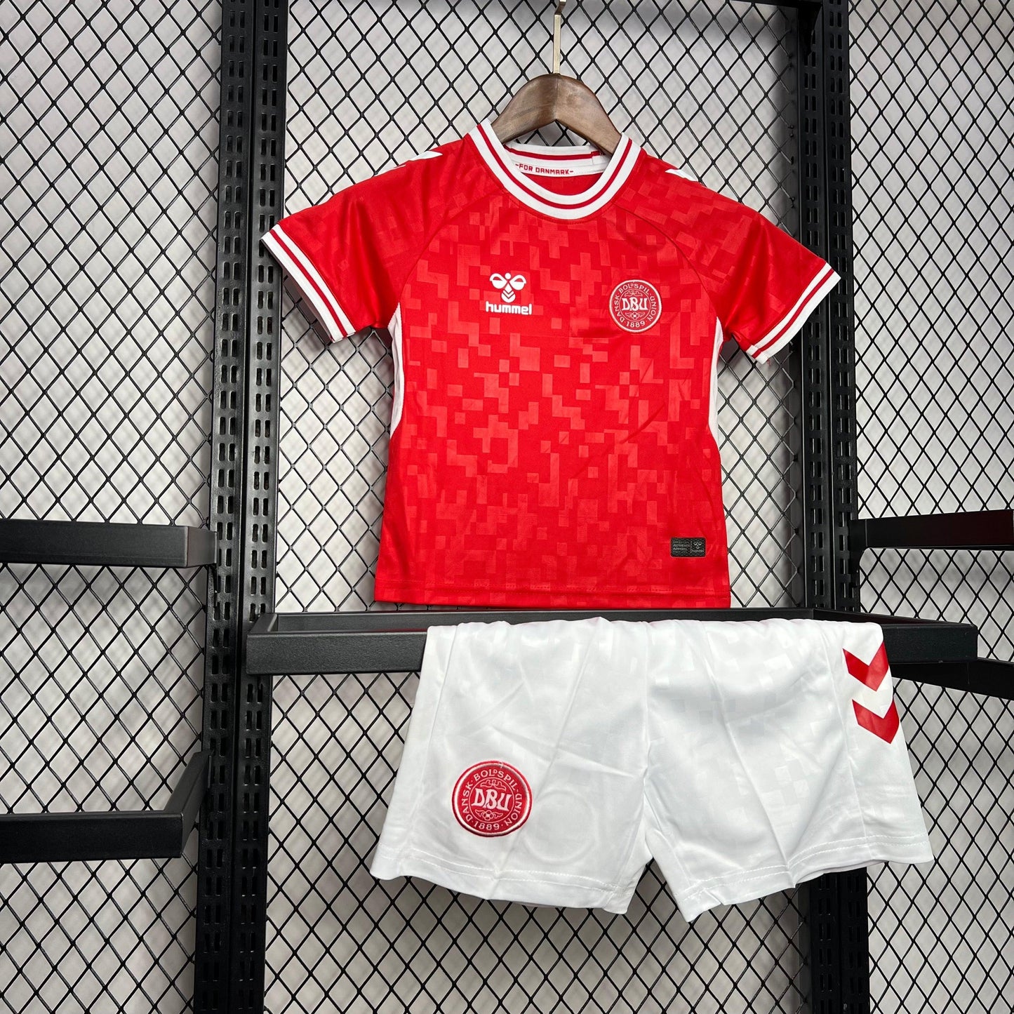 DINAMARCA EURO I 2024 CONJUNTO INFANTIL - imagem 2