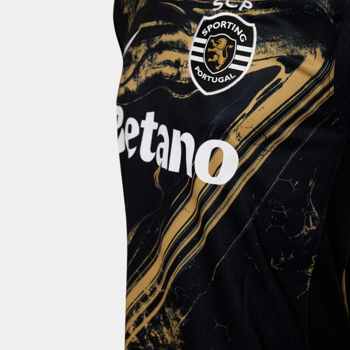 Conjunto Infantil “7” – Terceiro Equipamento 2024/25 Preto e Dourado