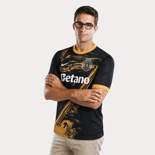 Camisola Especial Preta e Dourada “7”  – Terceiro Equipamento 2024/25