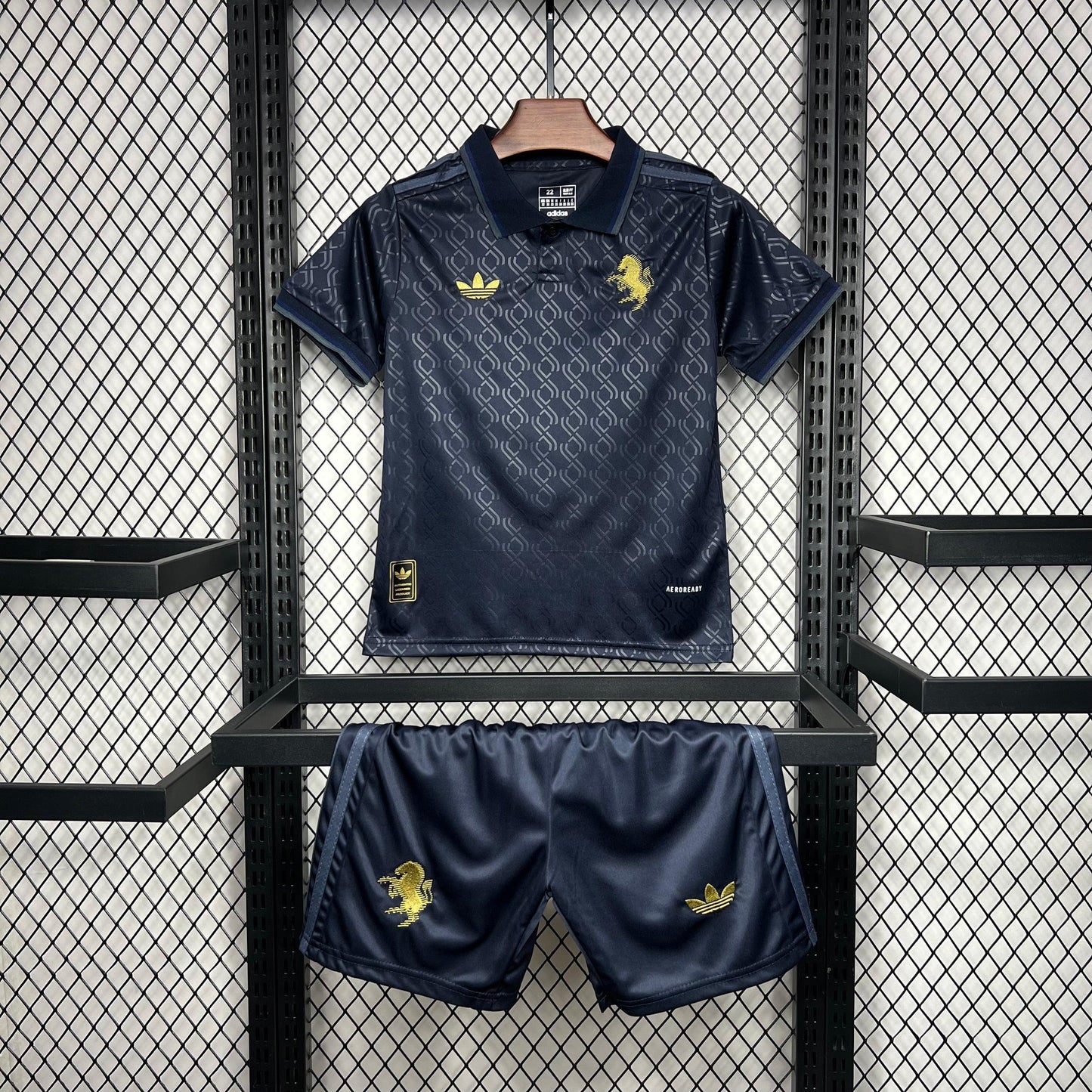 Conjunto Infantil Juventus Terceiro 2024/25 - imagem 1