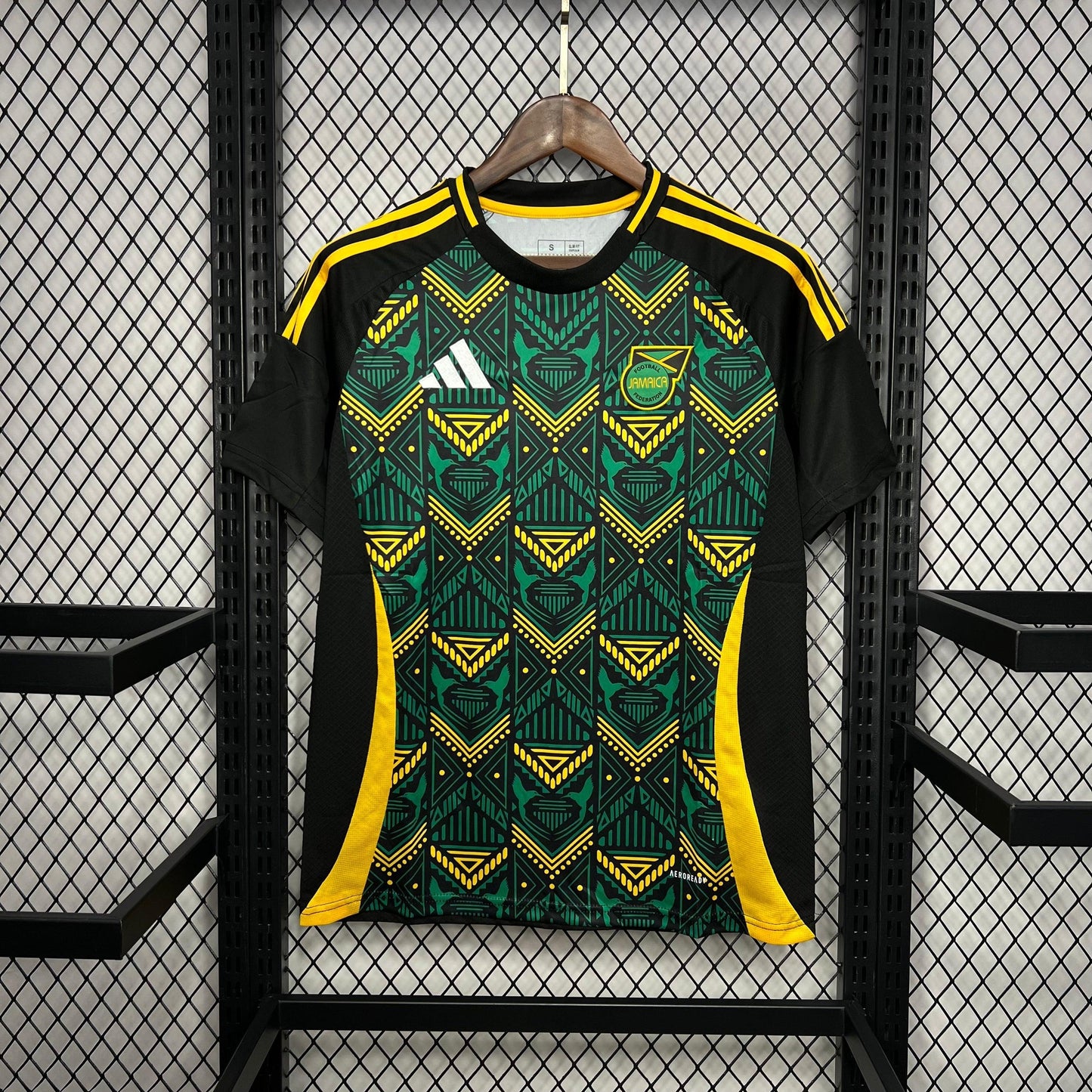 JAMAICA II 2024 HOMBRE - imagem 1