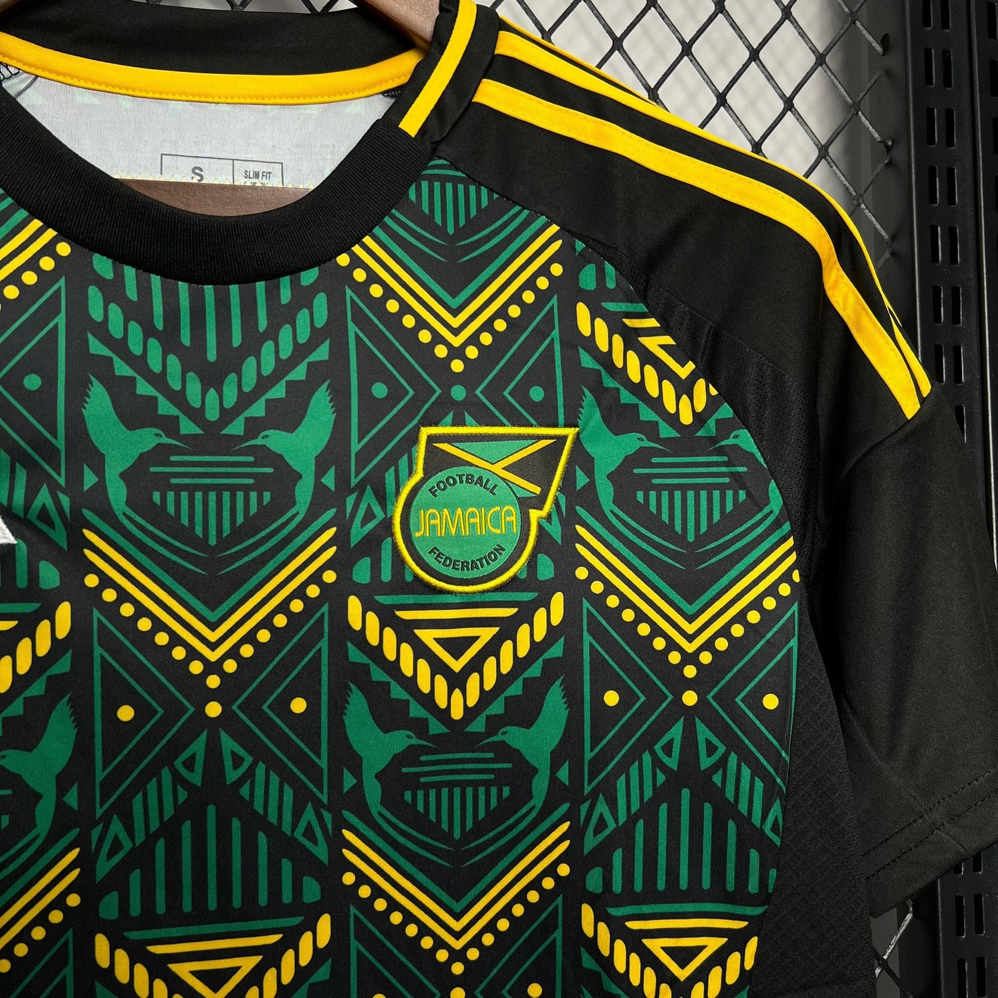 JAMAICA II 2024 HOMBRE - imagem 3
