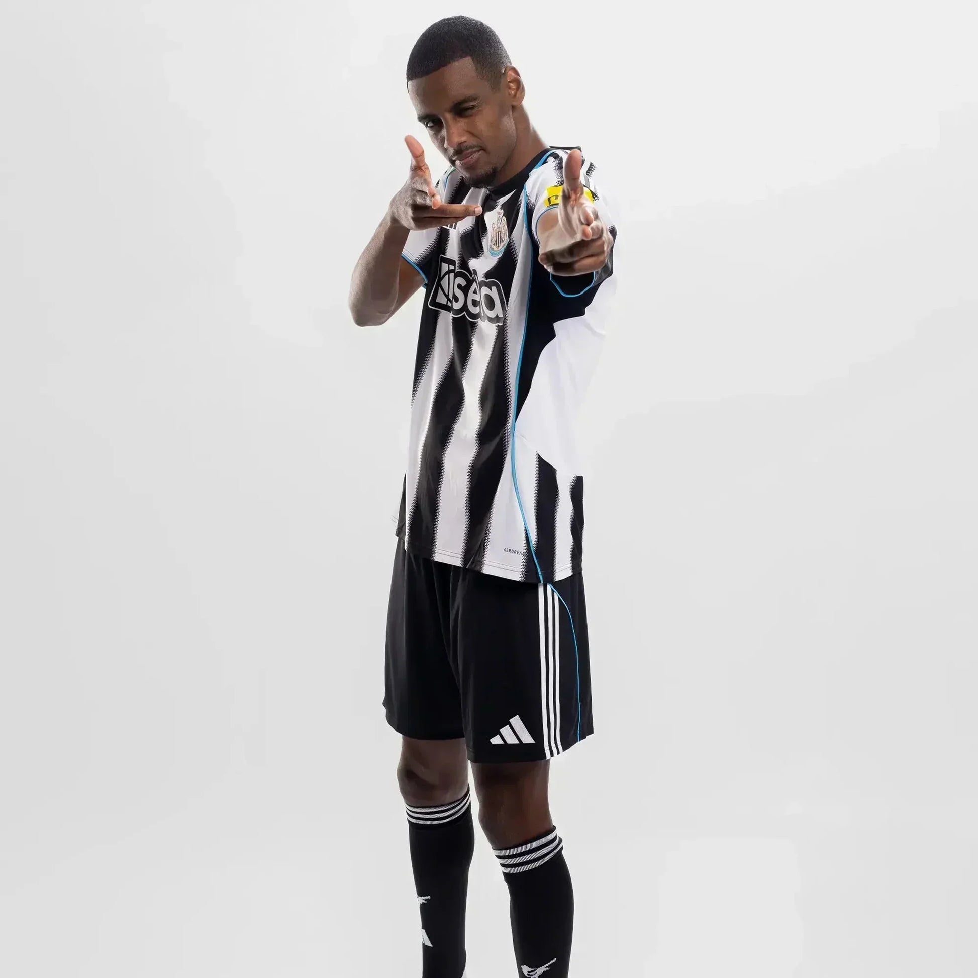 Camisola Adidas Newcastle 2025/26 I - imagem 6