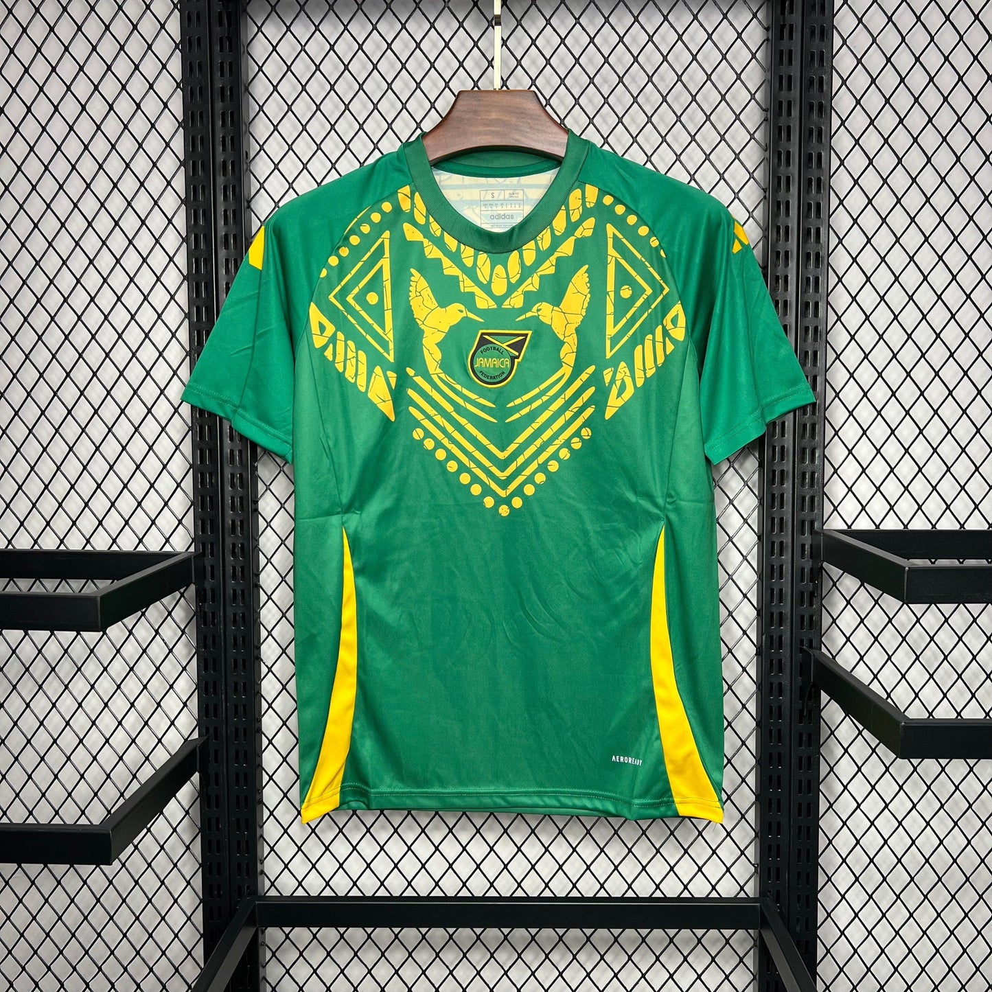 JAMAICA ENTRENAMIENTO II 2024 HOMBRE - imagem 1