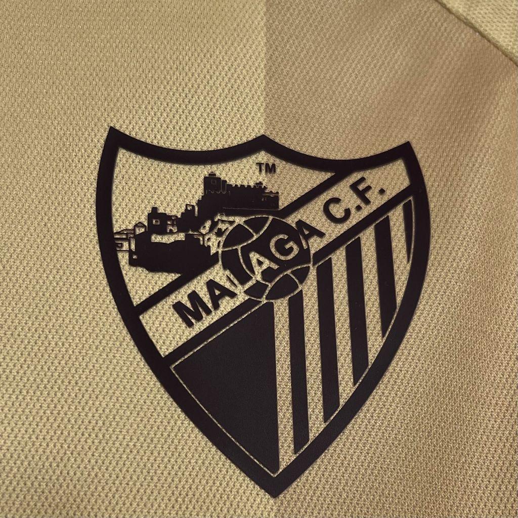 MÁLAGA III 24/25 HOMBRE - imagem 4