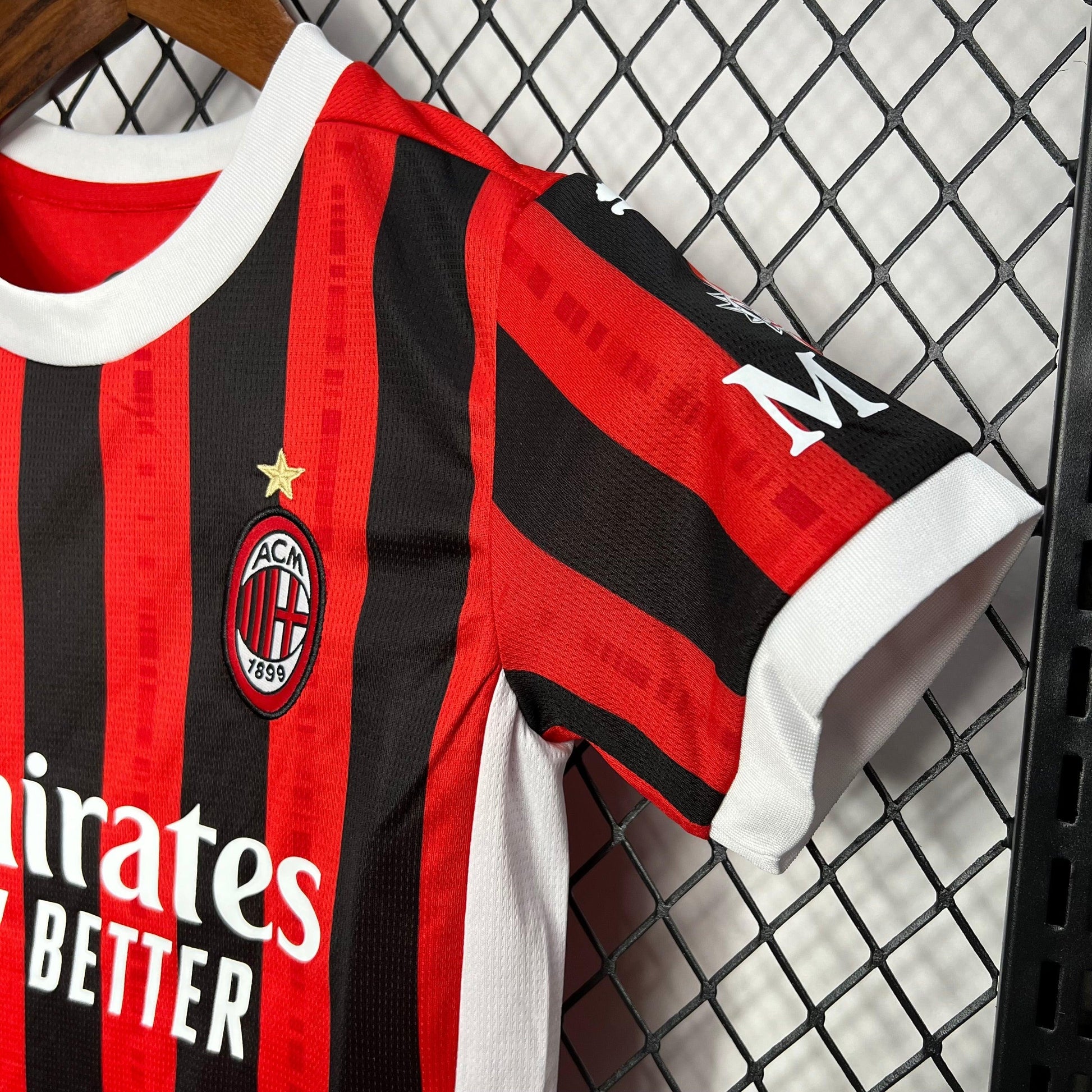 MILAN I 24/25 CONJUNTO INFANTIL - imagem 3