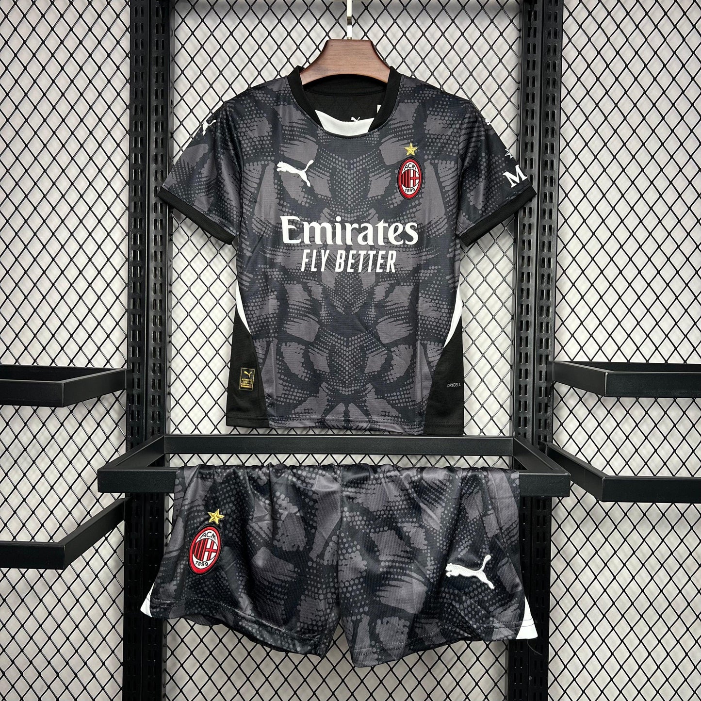 MILAN PORTERO I 24/25 CONJUNTO INFANTIL - imagem 1