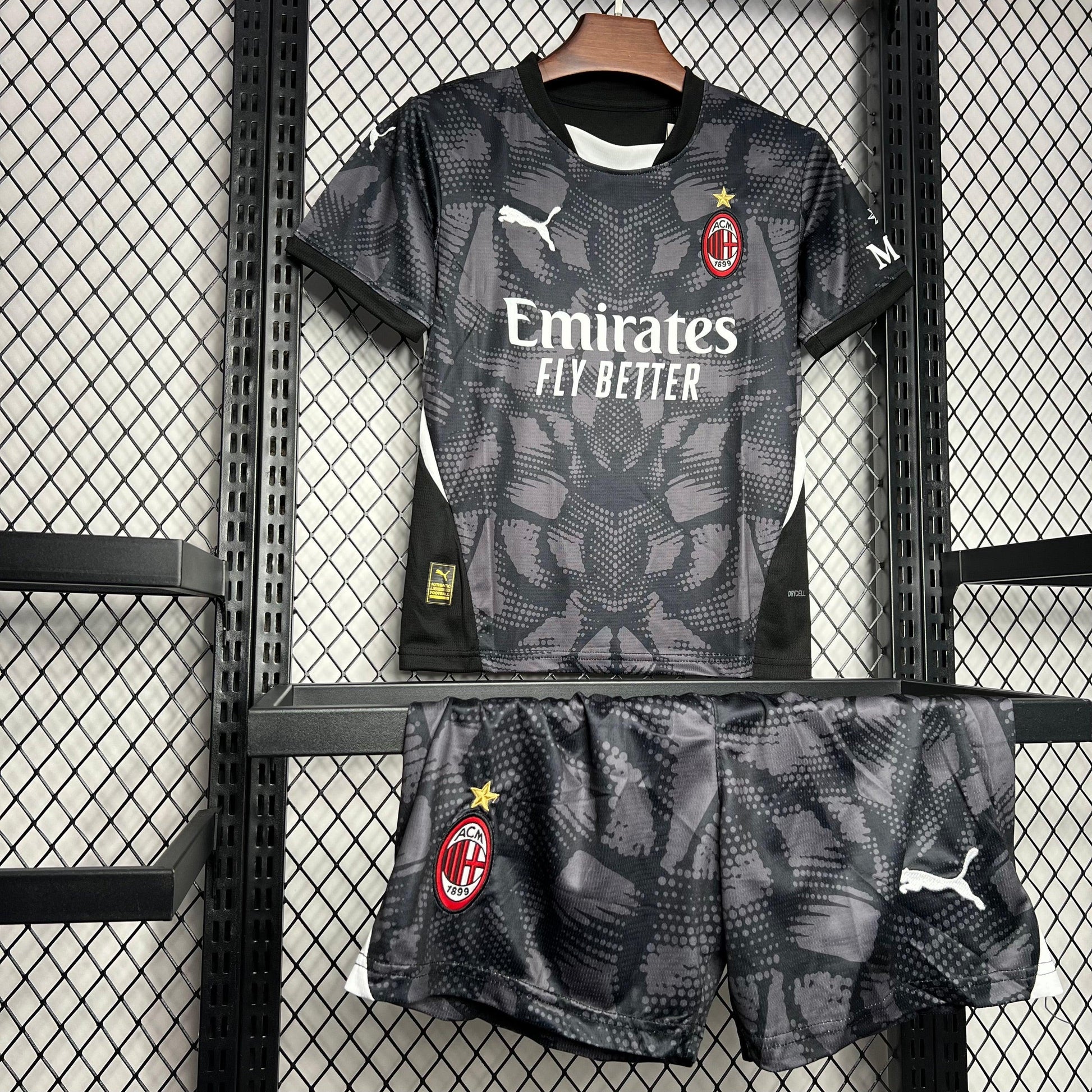 MILAN PORTERO I 24/25 CONJUNTO INFANTIL - imagem 2