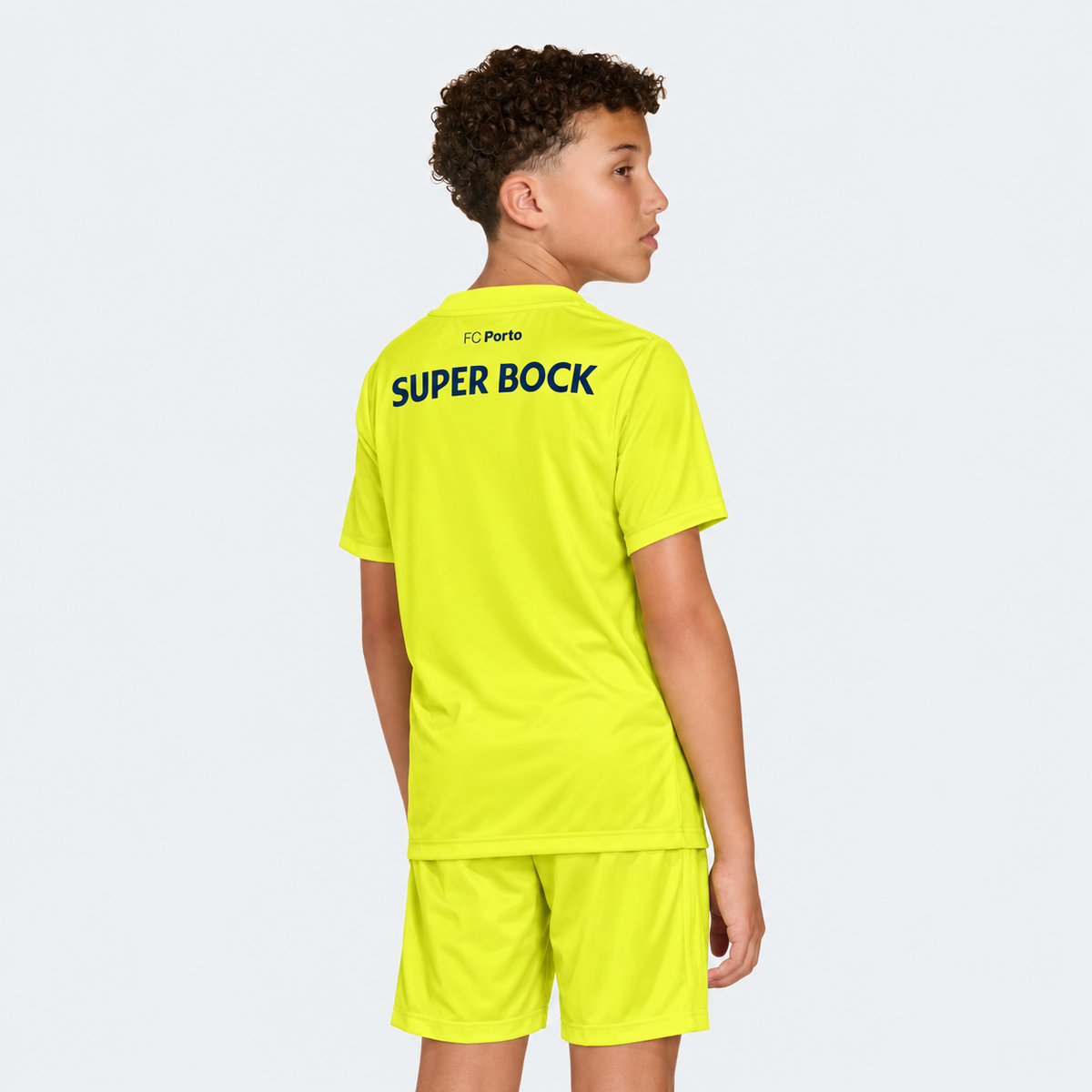Conjunto Infantil Dragão 2026/27 – Equipamento Principal de Guarda-Redes Amarelo