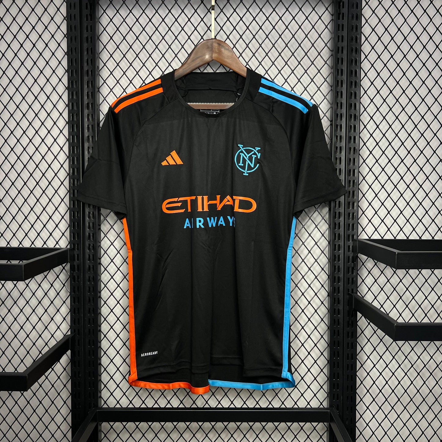 NEW YORK CITY I 24/25 HOMBRE - imagem 1